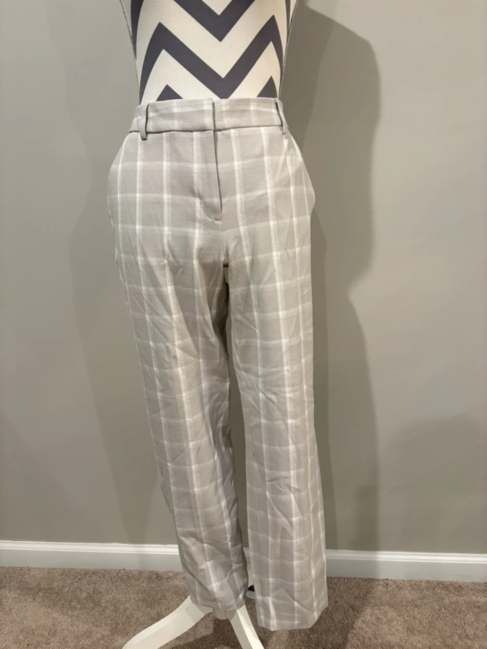 Express Columnist Ankle Stretch Light Gray and White Plaid Dress Pants - Picture 2 of 4